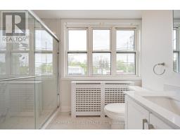 2 - 7725 Yonge Street, Markham, ON L3T2C4 Photo 11