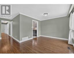 384 Glenrose Road, Newmarket, ON L3Y4M3 Photo 11