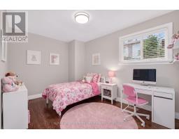 384 Glenrose Road, Newmarket, ON L3Y4M3 Photo 16