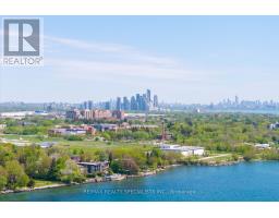 4 Elton Crescent, Toronto, ON M8W2X8 Photo 13