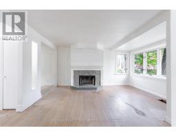 Living room - 4 Elton Crescent, Toronto, ON M8W2X8 Photo 7
