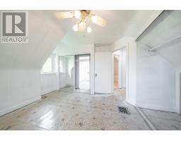 4 Elton Crescent, Toronto, ON M8W2X8 Photo 9