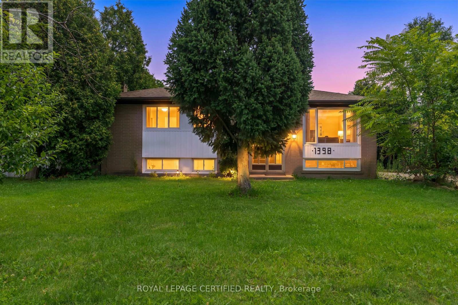 Photo of 1398 Rebecca Street