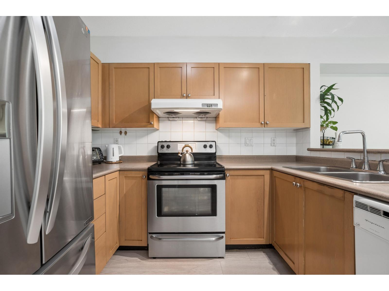 3 Bed, 2 Bath Apartment for Sale in Surrey – 102 9580 PRINCE CHARLES BOULEVARD, Surrey – MLS# R3154610 - Image 18