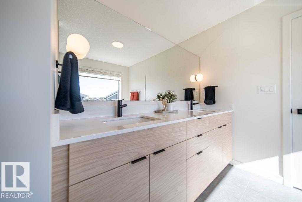 6906 57 AV - Image 12