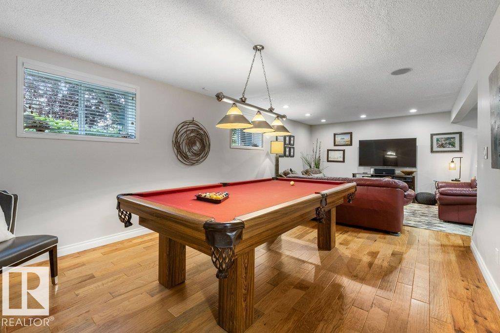 2 ENDERBY CR - Image 40