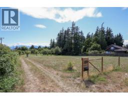 1259 Docliddle Rd, Comox, BC V9M2R4 Photo 9