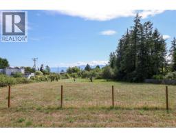 1259 Docliddle Rd, Comox, BC V9M2R4 Photo 10