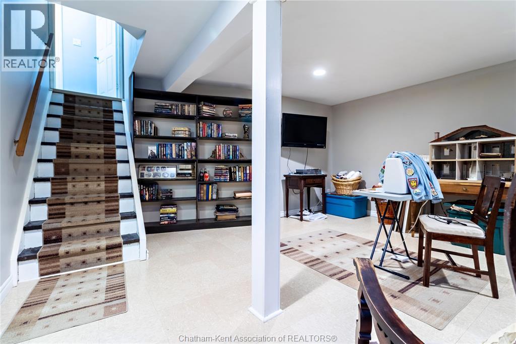 70 SIOUX DRIVE - Image 32