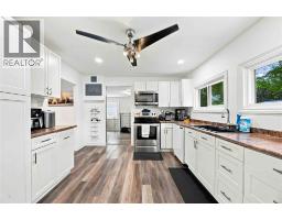 887 Mccaw Street, Sarnia, ON N7V2X4 Photo 10
