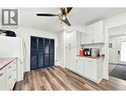 887 Mccaw Street, Sarnia, ON N7V2X4 Photo 12