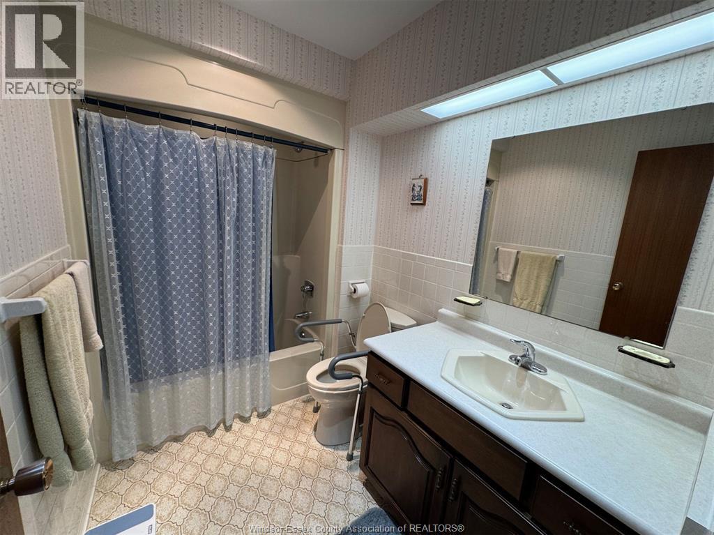 1239 OXFORD & LOT 13 OXFORD AVENUE - 16