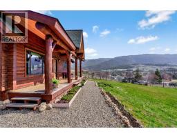 4pc Bathroom - 9371 6 Highway, Coldstream, BC V1B3B5 Photo 8