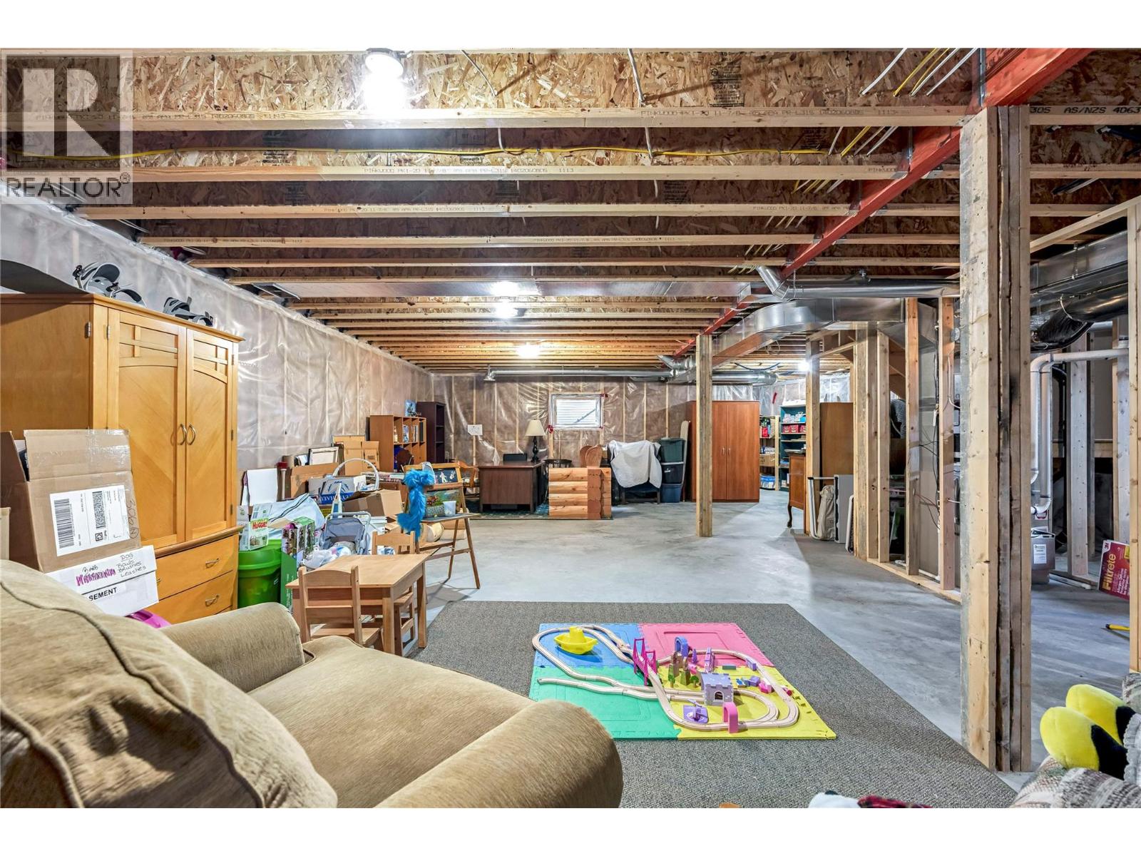 9371 6 Highway - 46