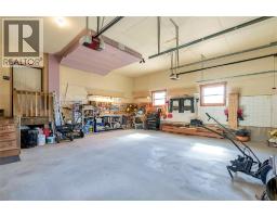 9371 6 Highway, Coldstream, BC V1B3B5 Photo 57