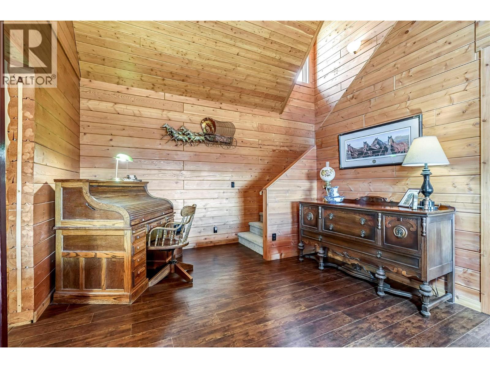 9371 6 Highway - 31