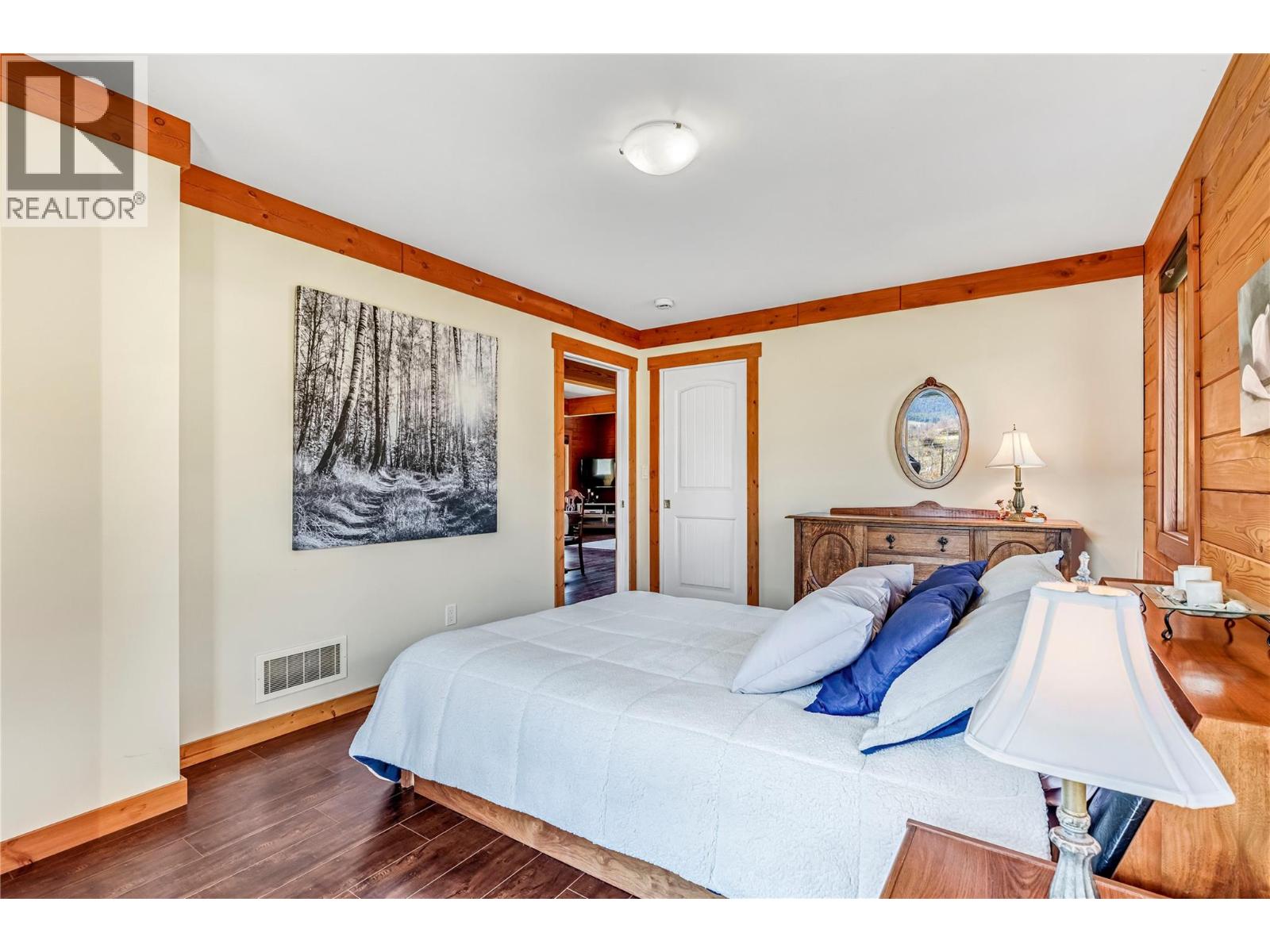 9371 6 Highway - 24