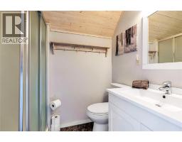 9371 6 Highway, Coldstream, BC V1B3B5 Photo 65