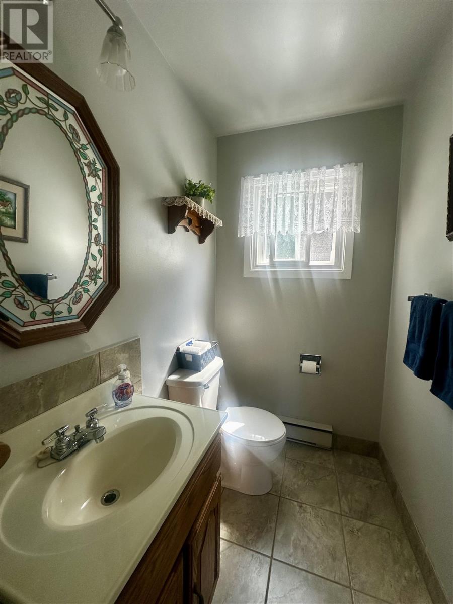 223A Ottawa AVE - 9