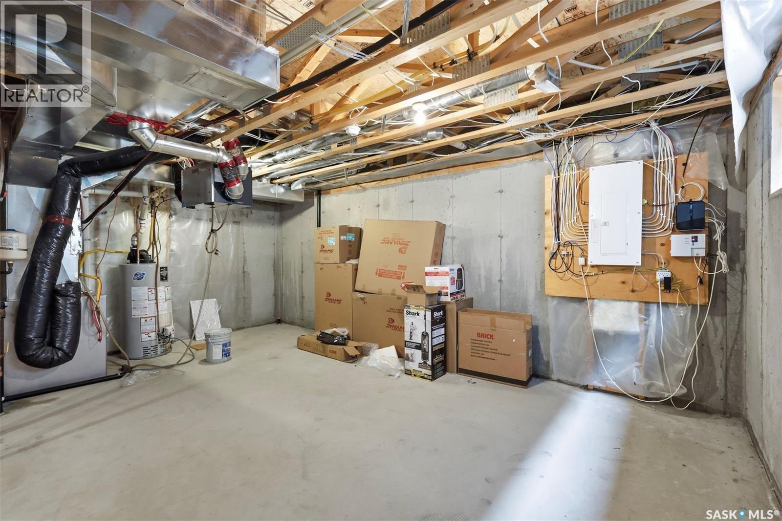 150 Henick CRESCENT - Image 21