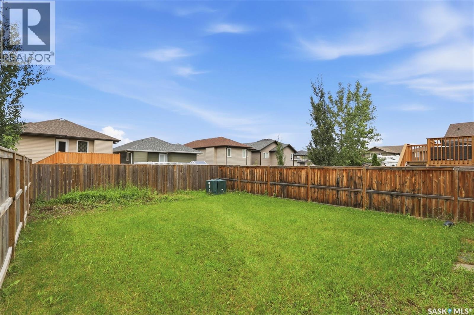 150 Henick CRESCENT - 35