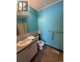 Living room - 701 2nd Avenue E, Shellbrook, SK S0J2E0 Photo 7