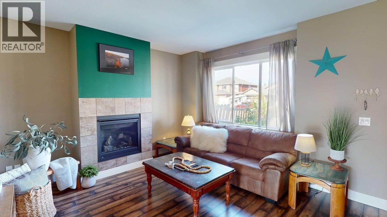 8630 82 STREET - 5