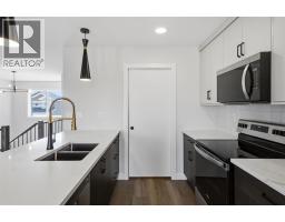 Bedroom - 20 Toye Street, Red Deer, AB T4P0Y5 Photo 12