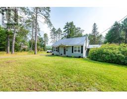 35723 Highway 17 Highway, Laurentian Hills, ON K0J1P0 Photo 34