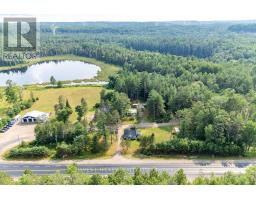 35723 Highway 17 Highway, Laurentian Hills, ON K0J1P0 Photo 38