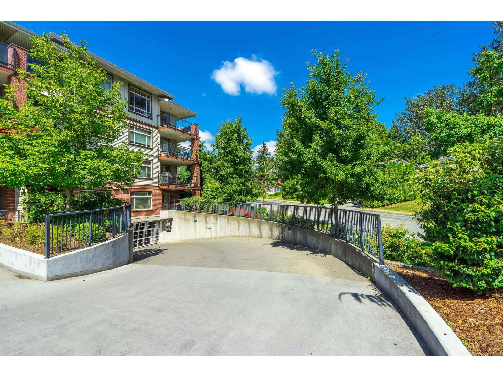 1 Bed, 1 Bath Apartment for Sale in Abbotsford – 229 2233 MCKENZIE ROAD, Abbotsford – MLS# R3152529 - Image 33