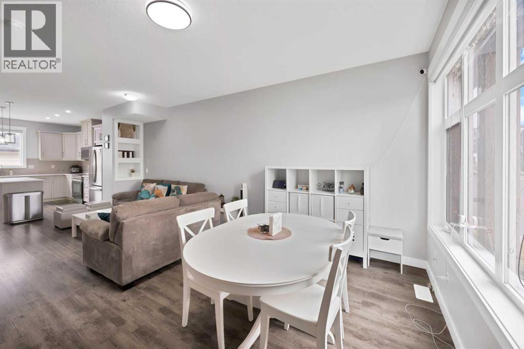 109 Skyview Parade NE - 4