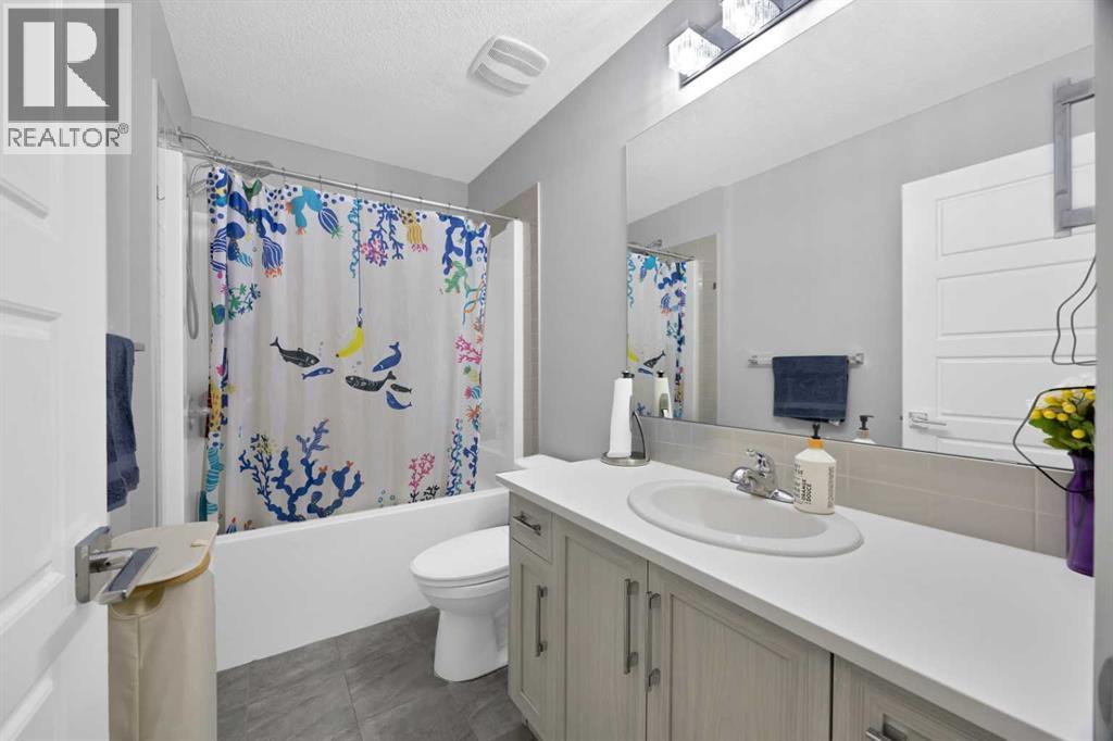 109 Skyview Parade NE - Image 23