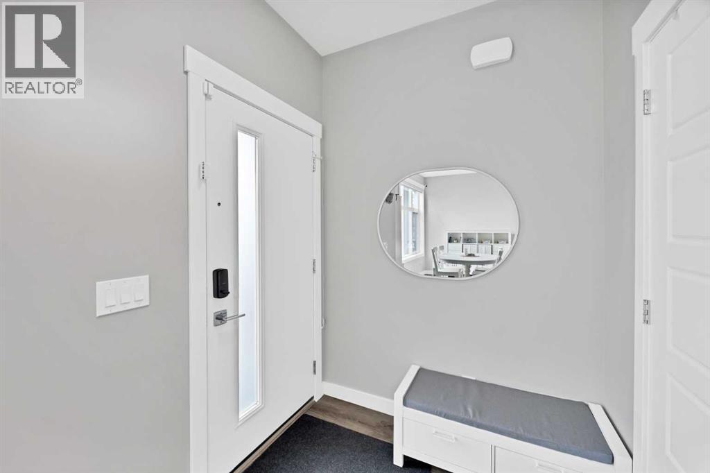 109 Skyview Parade NE - Image 3
