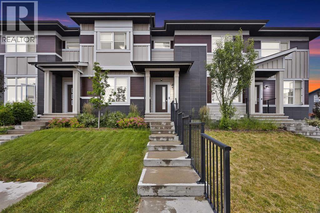 109 Skyview Parade NE - 1