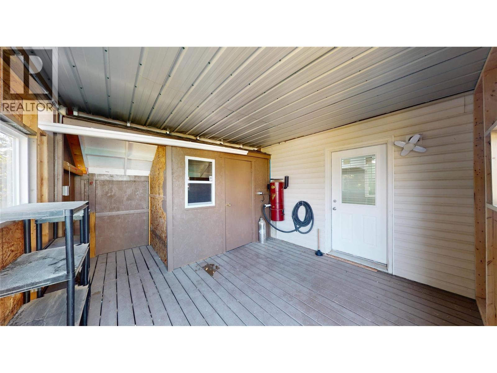 1916 12 Street S - 26