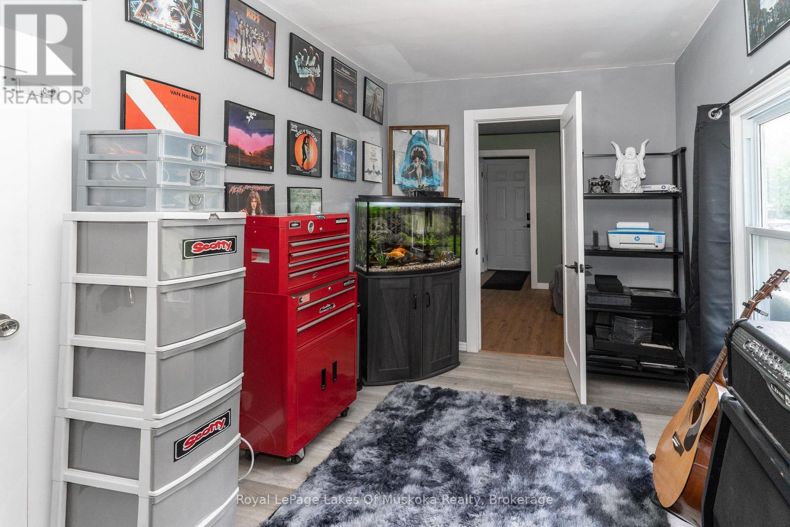 570 PINEDALE ROAD - Image 40