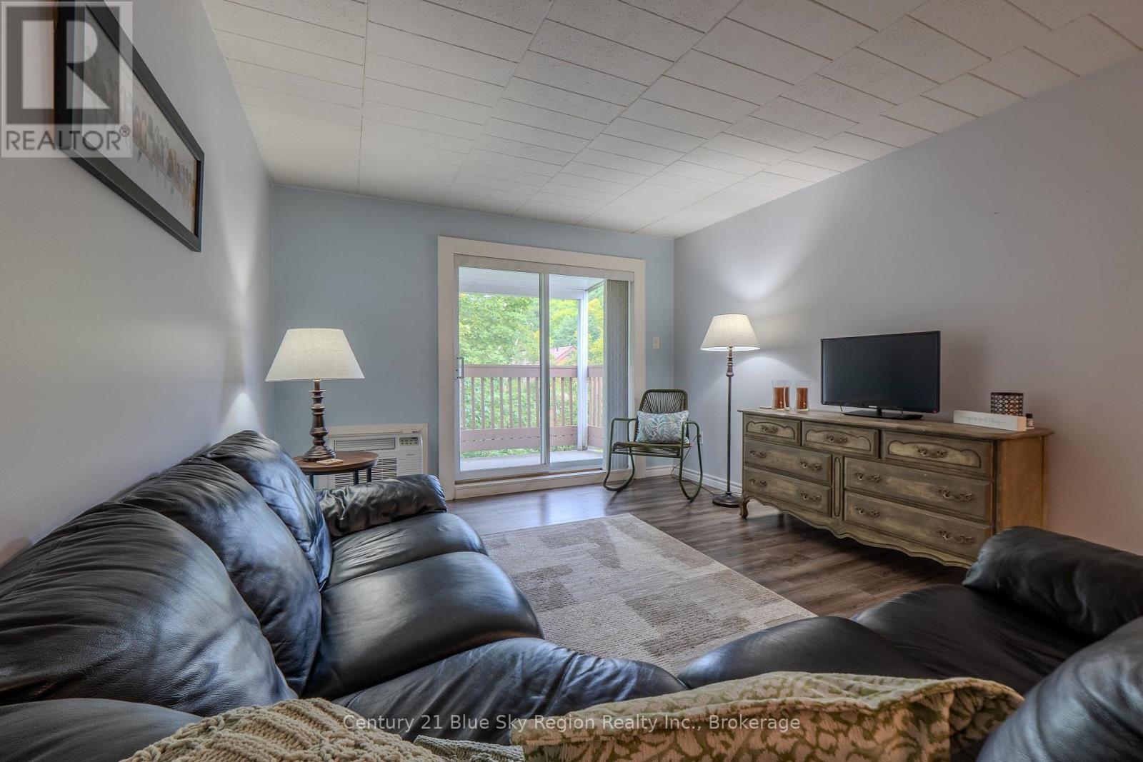 #306 213 LEONARD STREET - 16