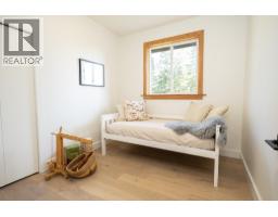 1246 Reed Road, Gibsons, BC V0N1V7 Photo 29