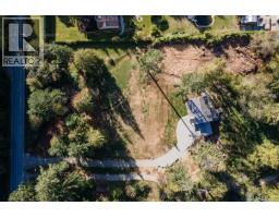 1246 Reed Road, Gibsons, BC V0N1V7 Photo 37