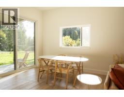 1246 Reed Road, Gibsons, BC V0N1V7 Photo 6