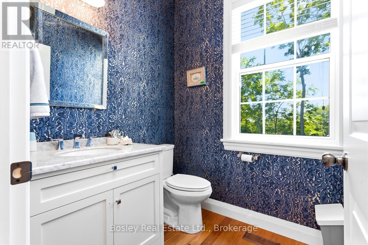 49 SHERBOURNE STREET - 23