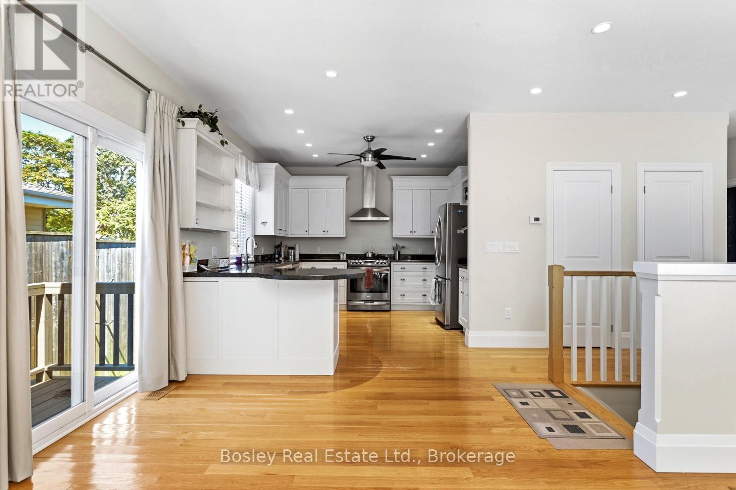 49 SHERBOURNE STREET - Image 19