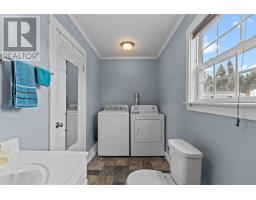 9 Fox Marsh Road thumbnail 18