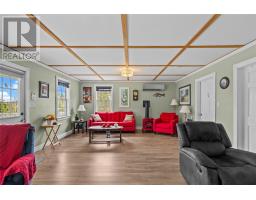 9 Fox Marsh Road thumbnail 20