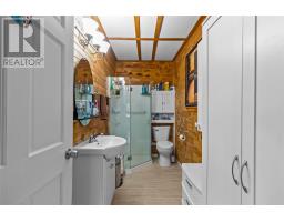 9 Fox Marsh Road thumbnail 25