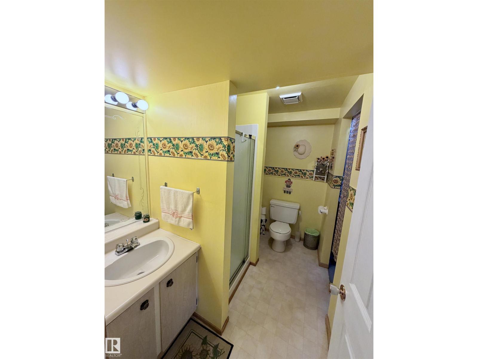4838 46 AV - Image 23