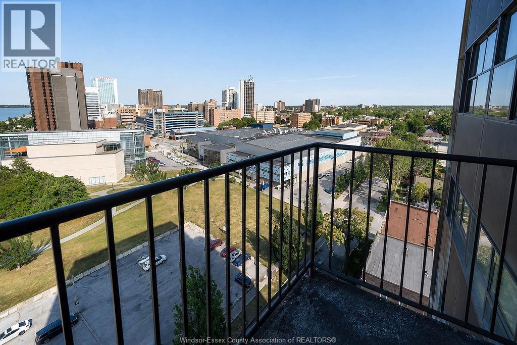 #1303 515 RIVERSIDE DRIVE - Image 23