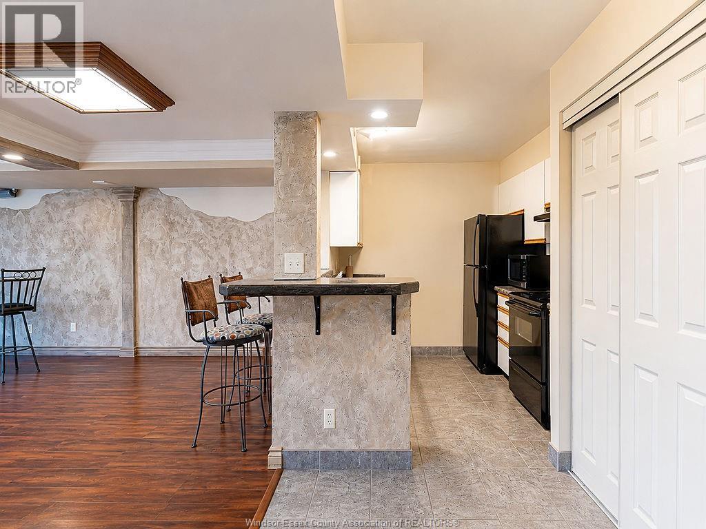#1303 515 RIVERSIDE DRIVE - Image 10