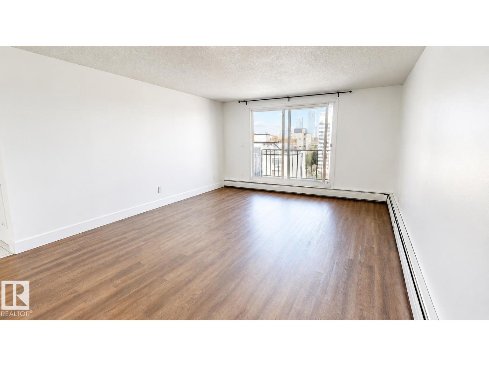 #804 10135 116 ST NW - 2
